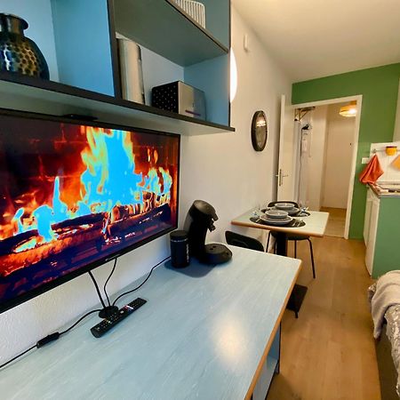 L'Hermes - Wifi - Parking - Netflix Villeurbanne Exteriör bild